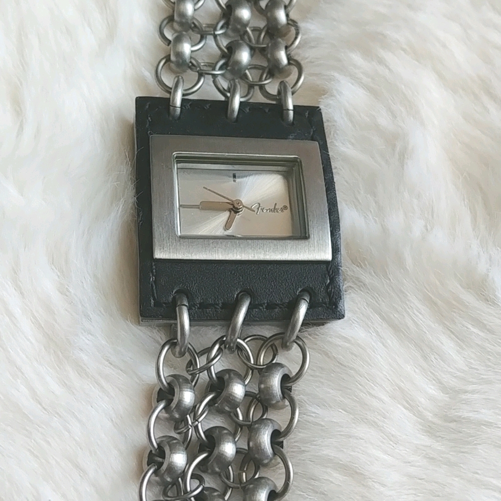 Fender Watch - Picture 2 of 4